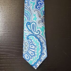 Geoffery Beene Neck Tie